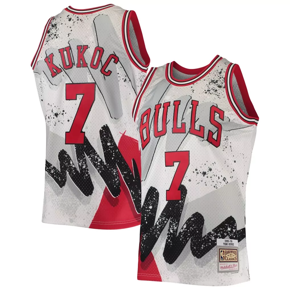 scottie pippen chicago bulls mitchell ness youth 1997 98 hardwood classics swingman jersey white